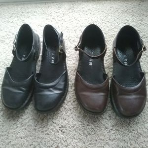 2 pair of Zeeta shoes
